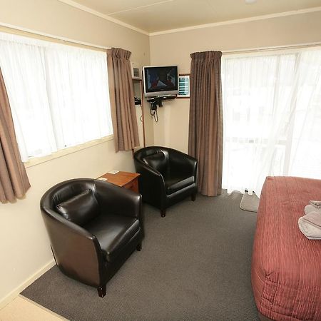 Oamaru TOP 10 Holiday Park Bagian luar foto