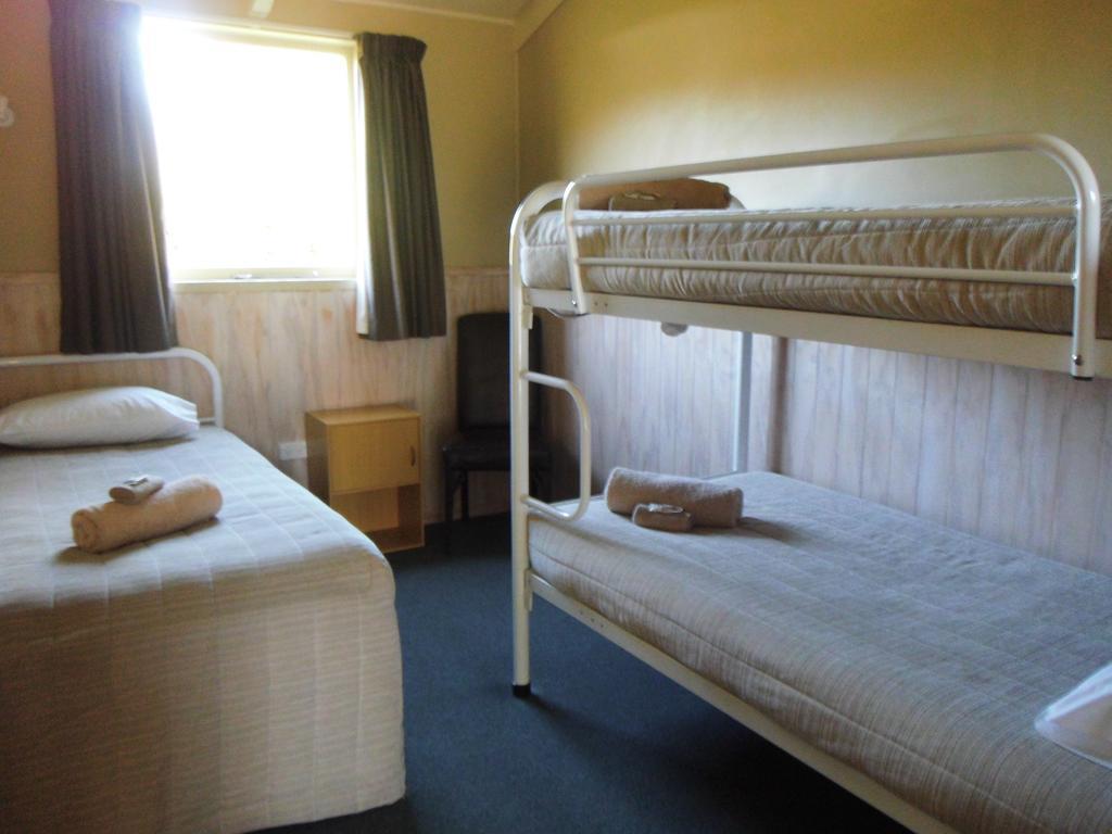 Oamaru TOP 10 Holiday Park Bagian luar foto