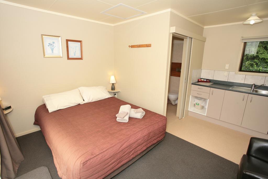 Oamaru TOP 10 Holiday Park Bagian luar foto