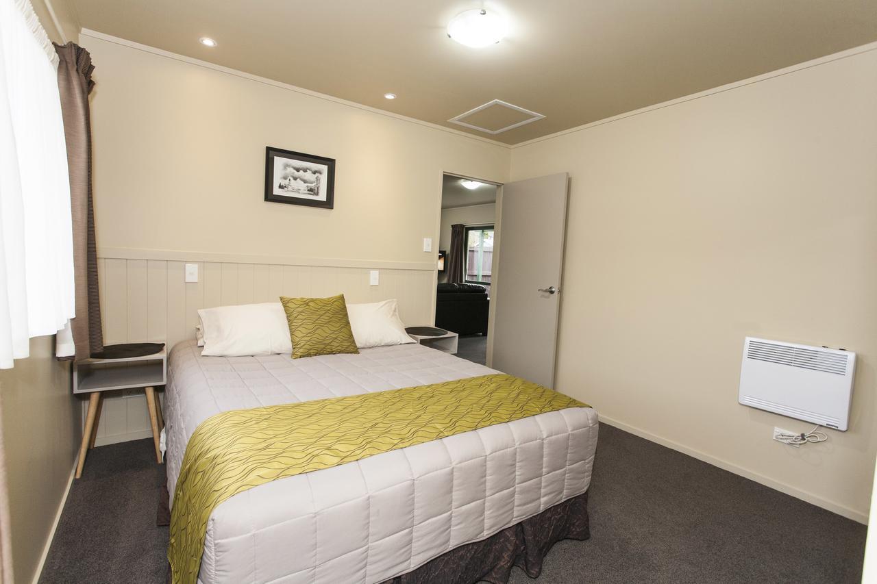 Oamaru TOP 10 Holiday Park Bagian luar foto